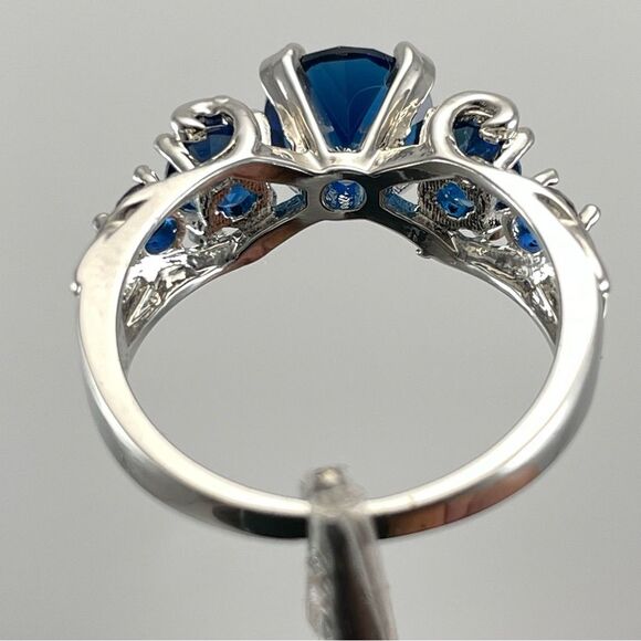 Beautiful Elegant 5 Stone Round Cut Blue Sapphire CZ Silver Plated Ring - Picture 5 of 5